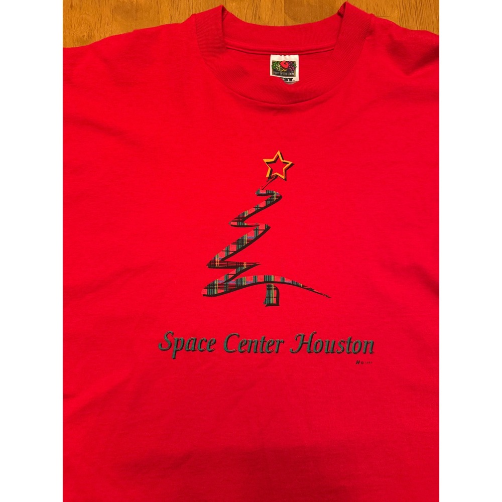 Vintage 1997 Space Center Houston NASA Christmas TShirt Red XL Fruit of the Loom